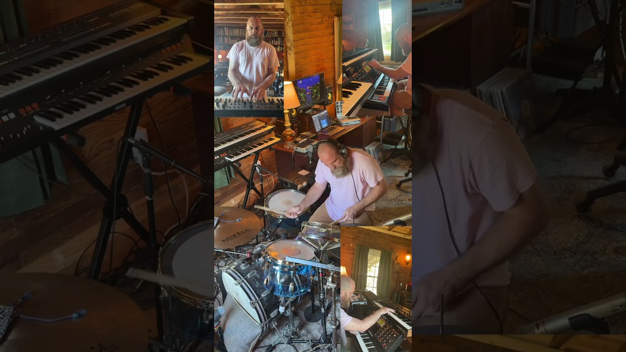 Aquatic Ambience Donkey Kong Country (David Wise 1994) DK the Drummer Cover