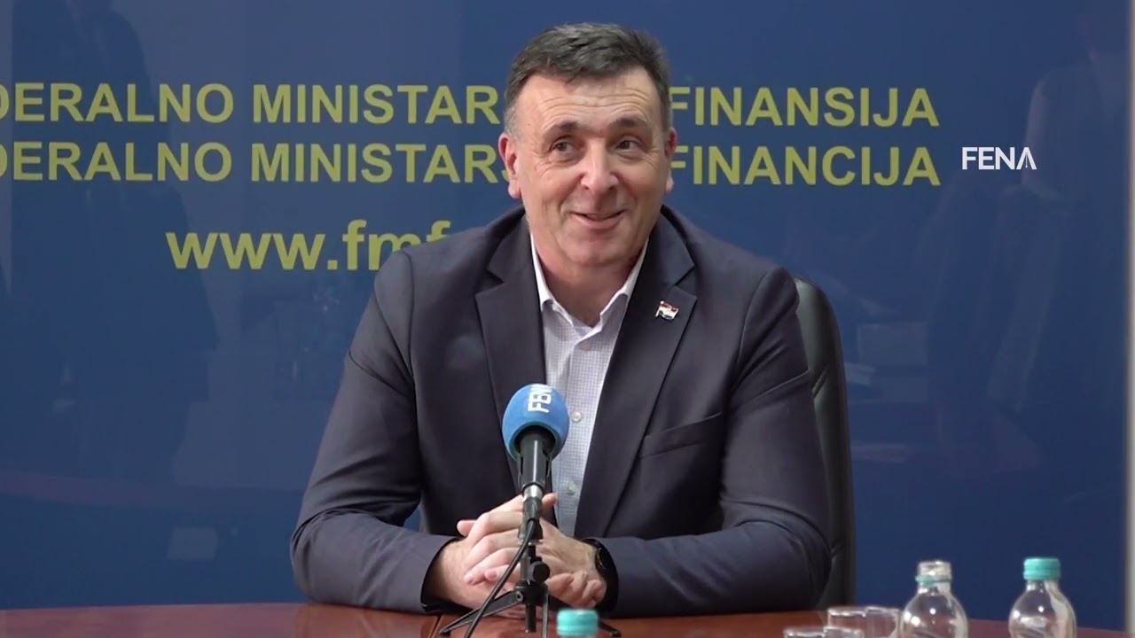 Kraljević potpisao ugovore s kantonima o dodjeli 200 miliona KM podrške Vlade FBiH tom nivou vlasti