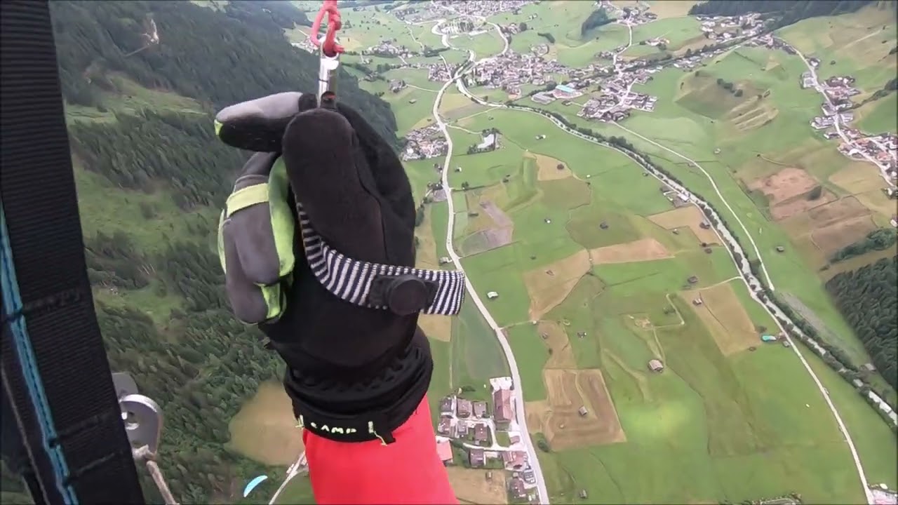 Paragliding Stubaital 02-07-2024