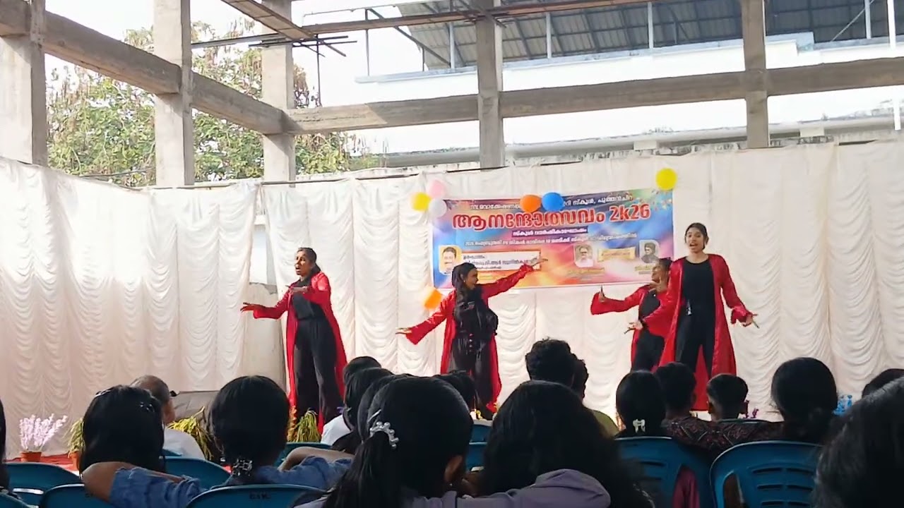 വേദിയെ കിടിലം കൊള്ളിച്ച ഡാൻസ് GVHSS PUTHENCHIRA higher secondary science students 🥰