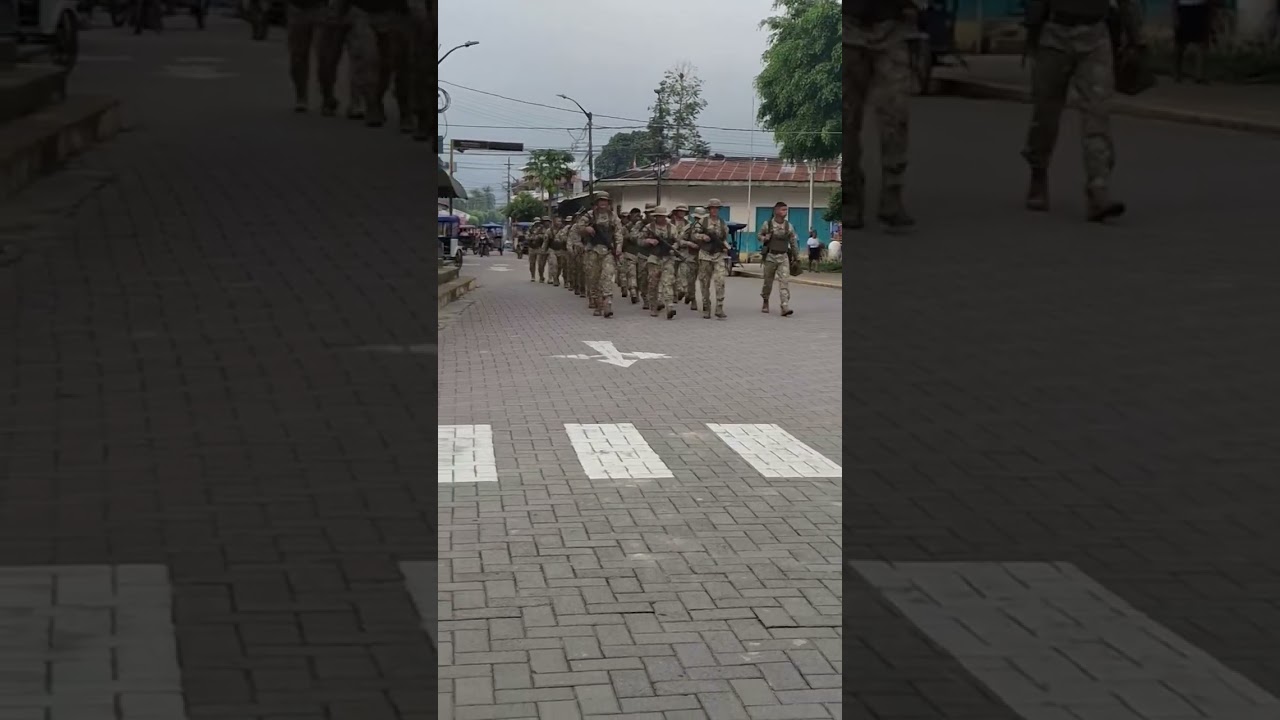 M&aacute;s Militares Peruanos llegan a Frontera con Colombia por posible Conflicto #per&uacute; #conflicto