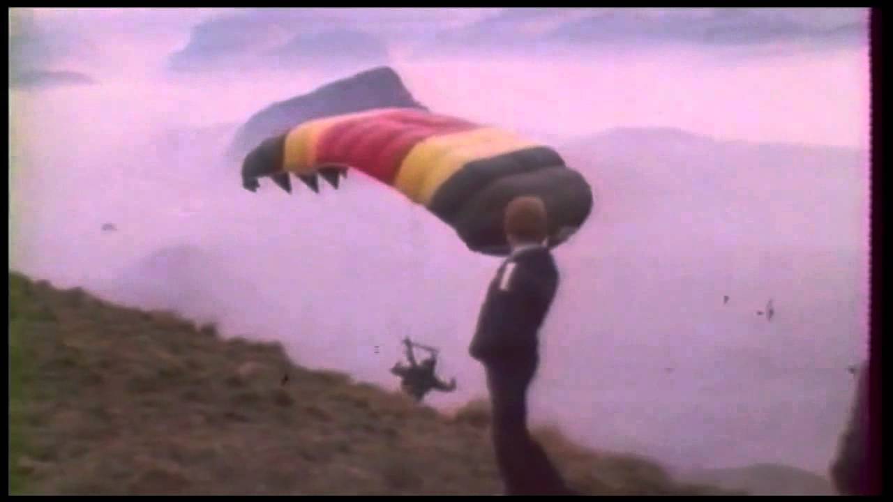 Old paragliding & hanggliding footage