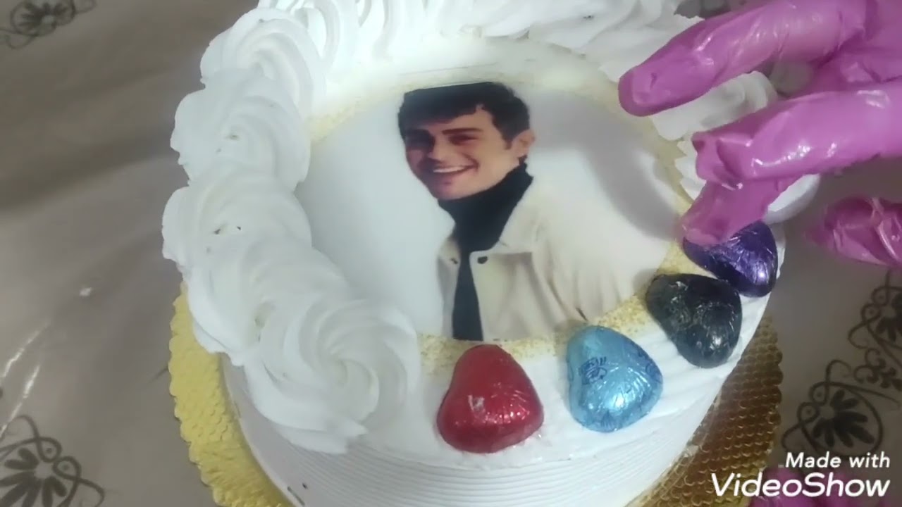 تزين كيكه صوره سكريه وضافة جل سر من اسرار  وضوح الوان الصوره