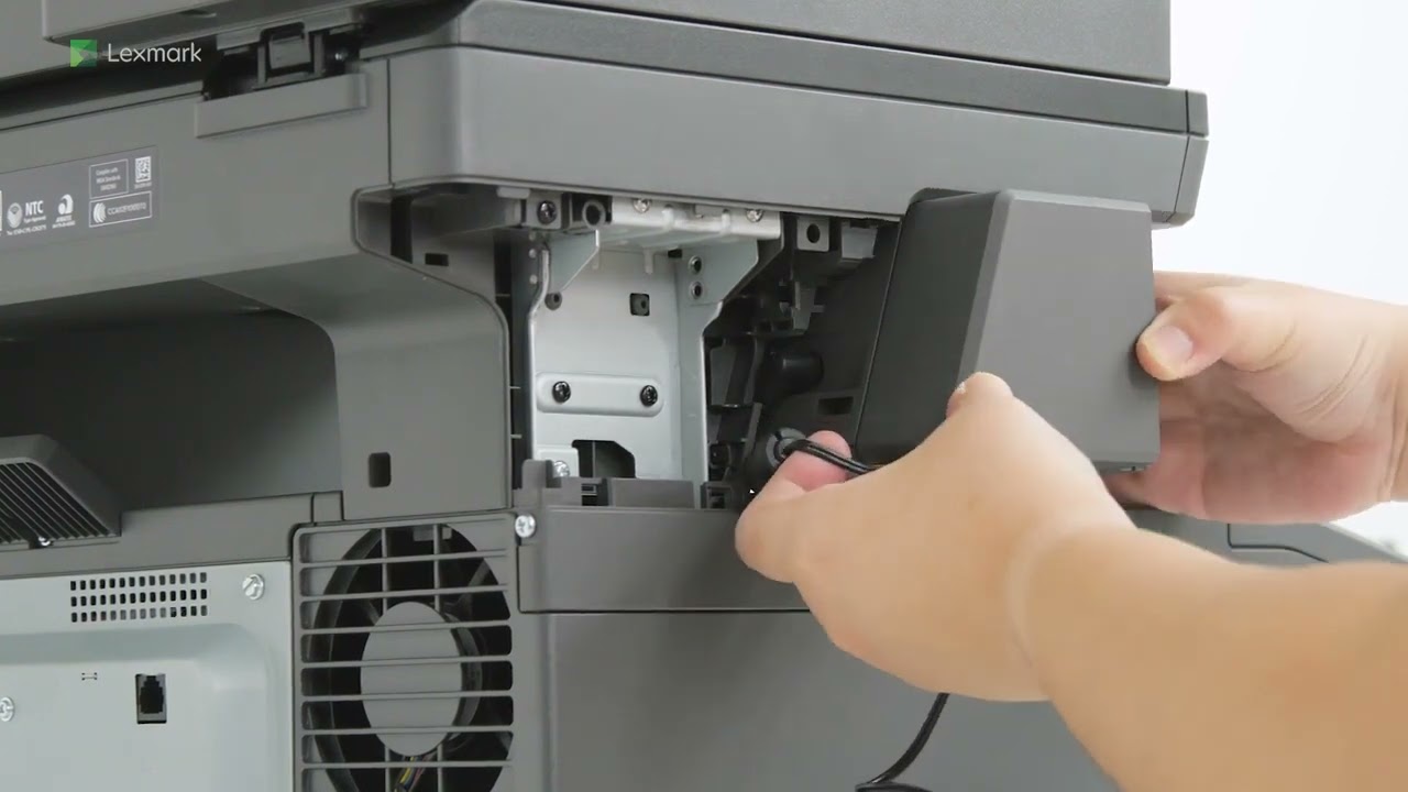 Lexmark CX532 CX635 XC2335—Installing the convenience stapler