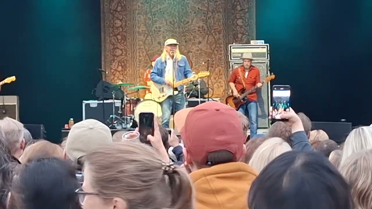 J.Karjalainen. Mennyt mies. Kasarmitori Helsinki, 28.8.2025 