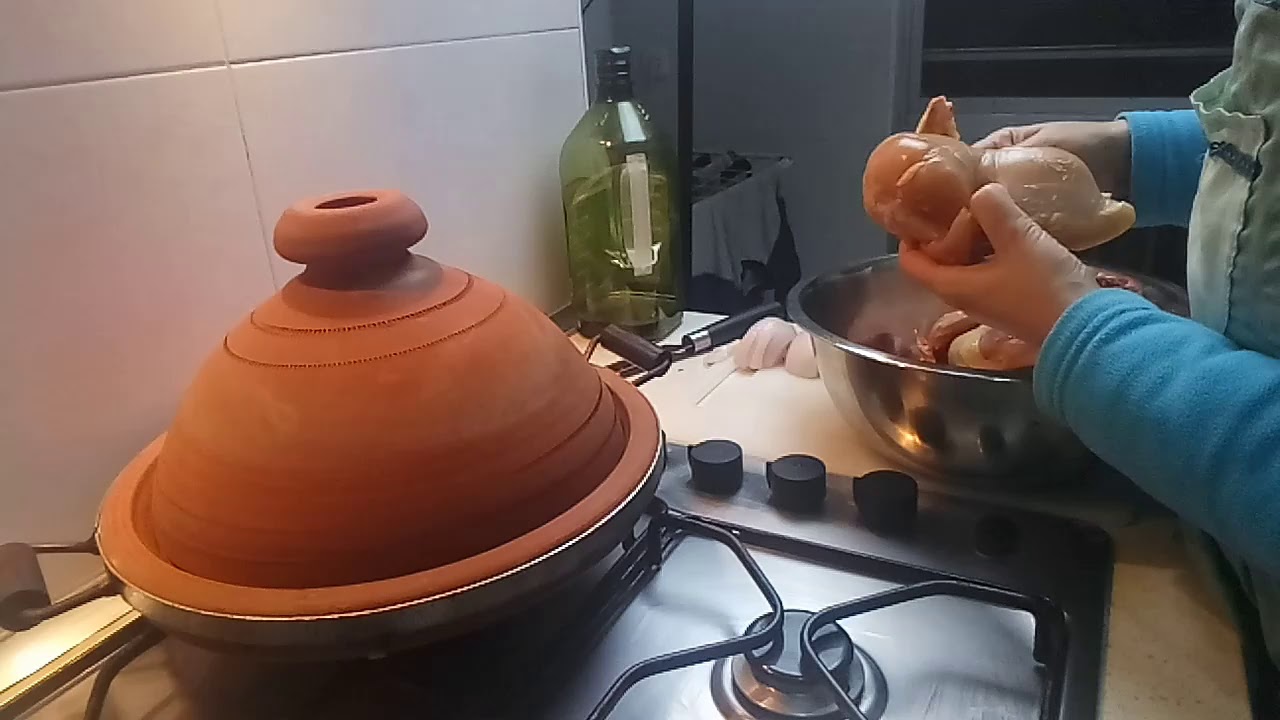 🇲🇦 Tajine de pollo tradicional marroquí, cocina árabe. Espéciate con Cintika 🧡 tajin, tayin