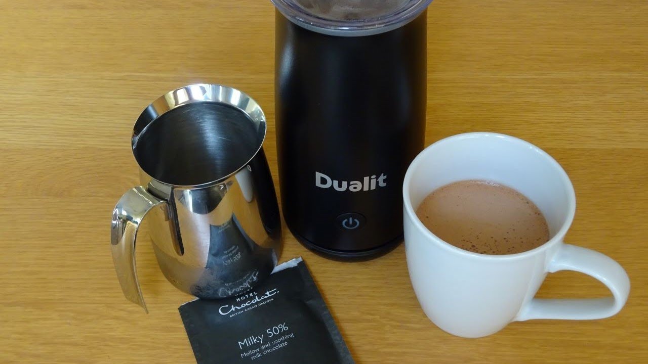 How to make a luxury hot chocolate using the Dualit Handheld Milk Frother