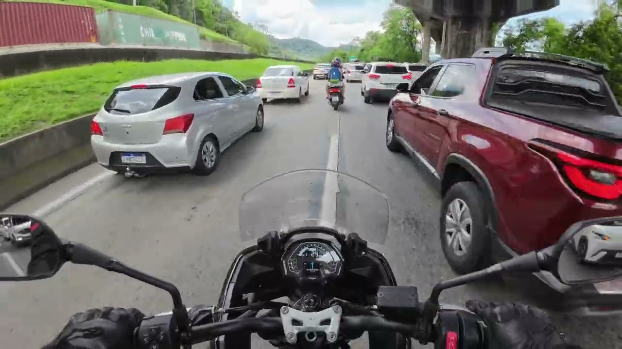 Viagem de Moto SP a Maresias | Motovlog Triumph Tiger Sport 660
