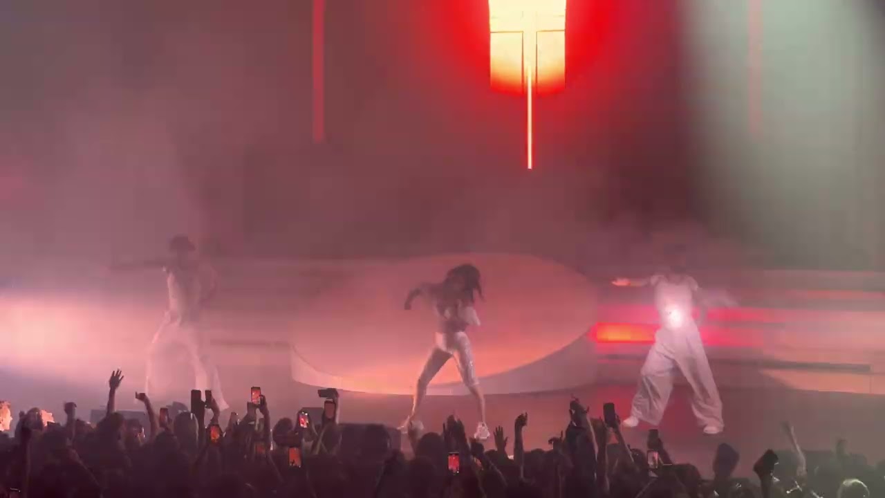 good ones (closing song) _ charli xcx crash tour live @ acl live austin tx