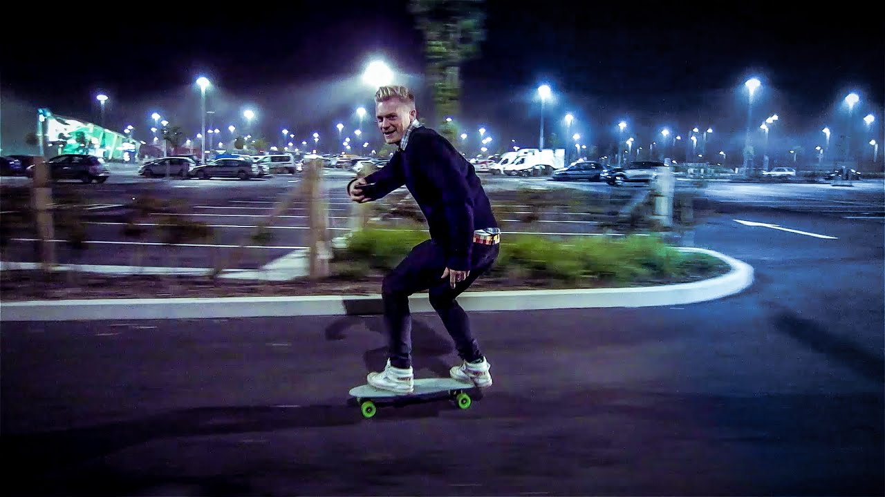 NIGHT PENNY BOARDING