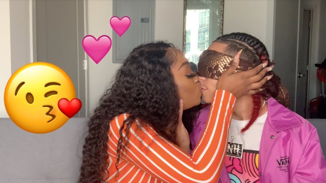 CHAPSTICK CHALLENGE WITH MY BOYFRIEND!!