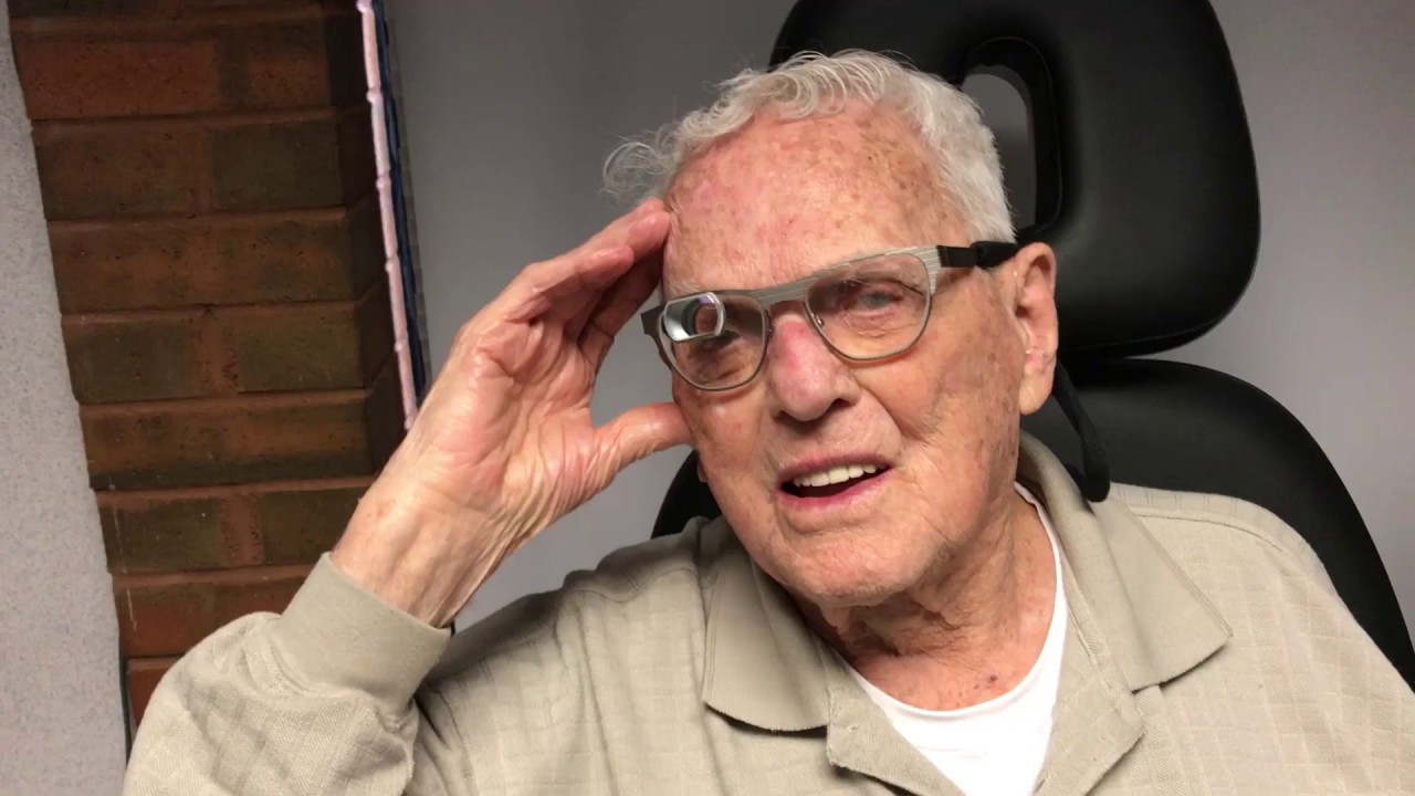 Low Vision patient can watch TV again with low vision glasses