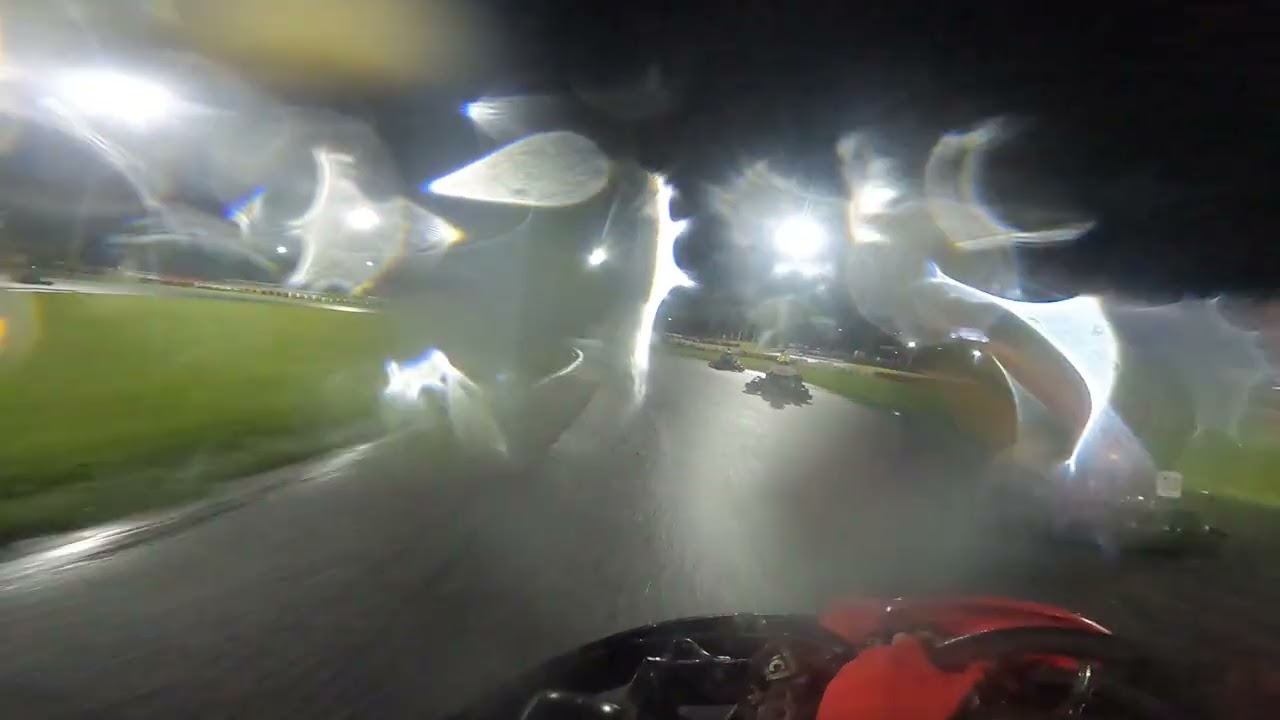 Lotokart - torneio kart flash - @Kartodromorbc - chuva
