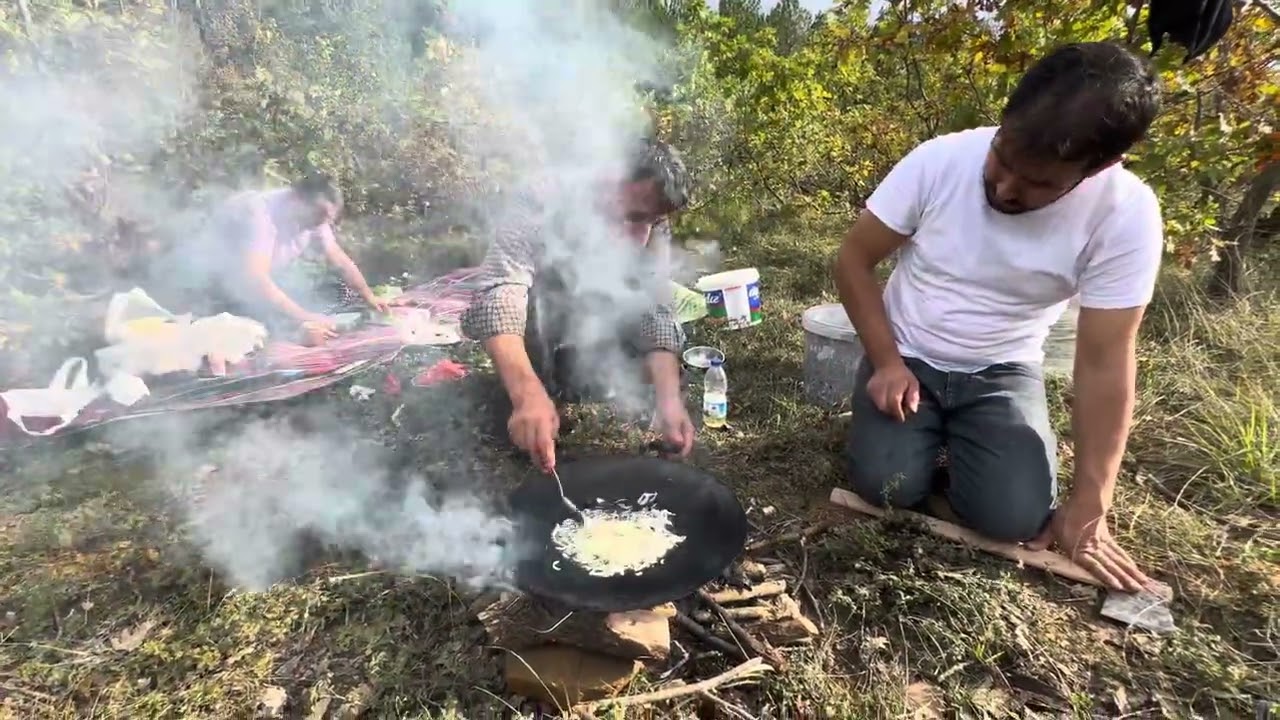 Doğada mantar yemeği