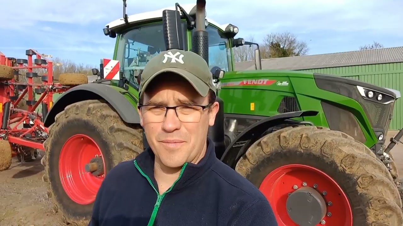 semis de printemps  présentation du kverneland turbo 8000