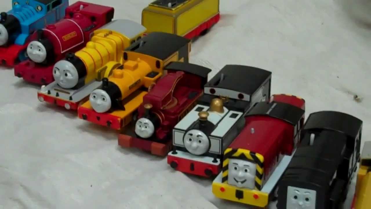 39 Trackmaster Thomas The Train Trains
