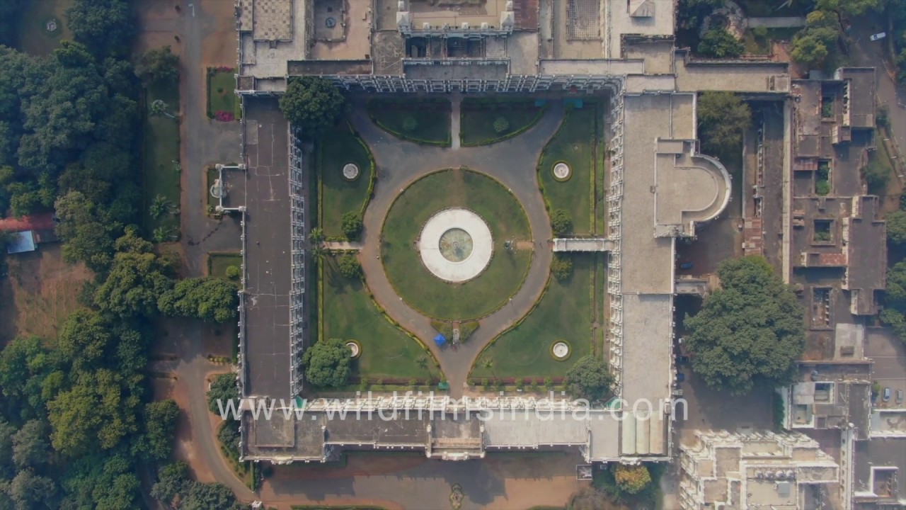Flying over Jai Vilas Palace in Gwalior