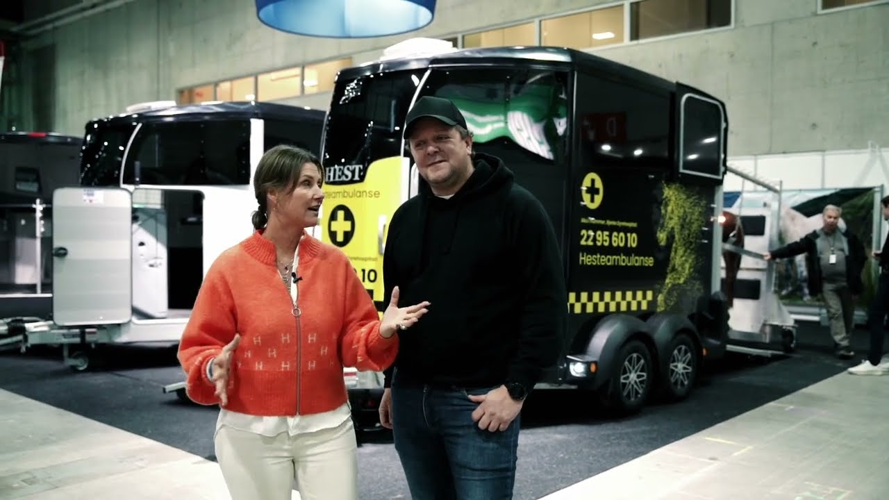 Hest360 presenterer Ifor Williams hesteambulanse