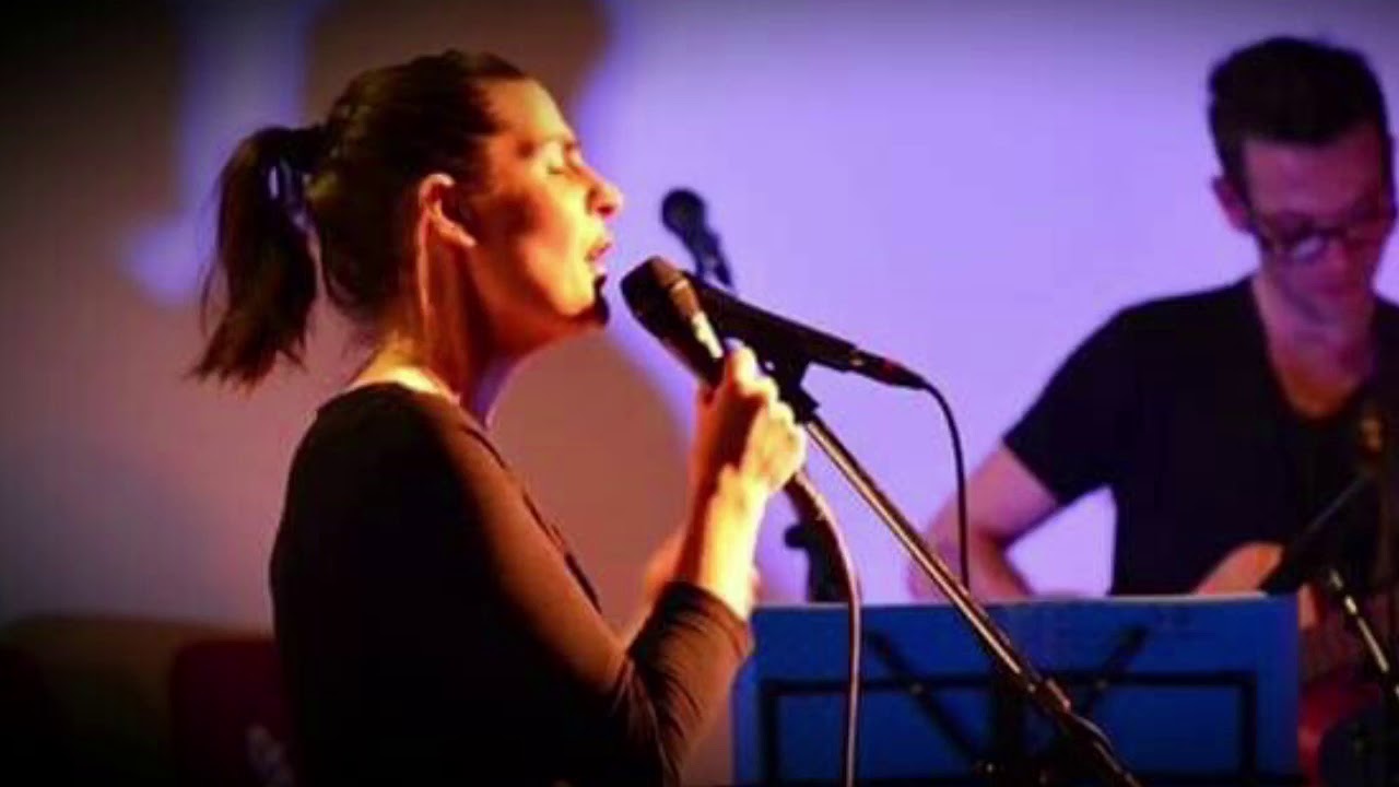 Ik val niet uit Zijn hand (psalm 16) gezongen door Kinga Ban (opw 727)