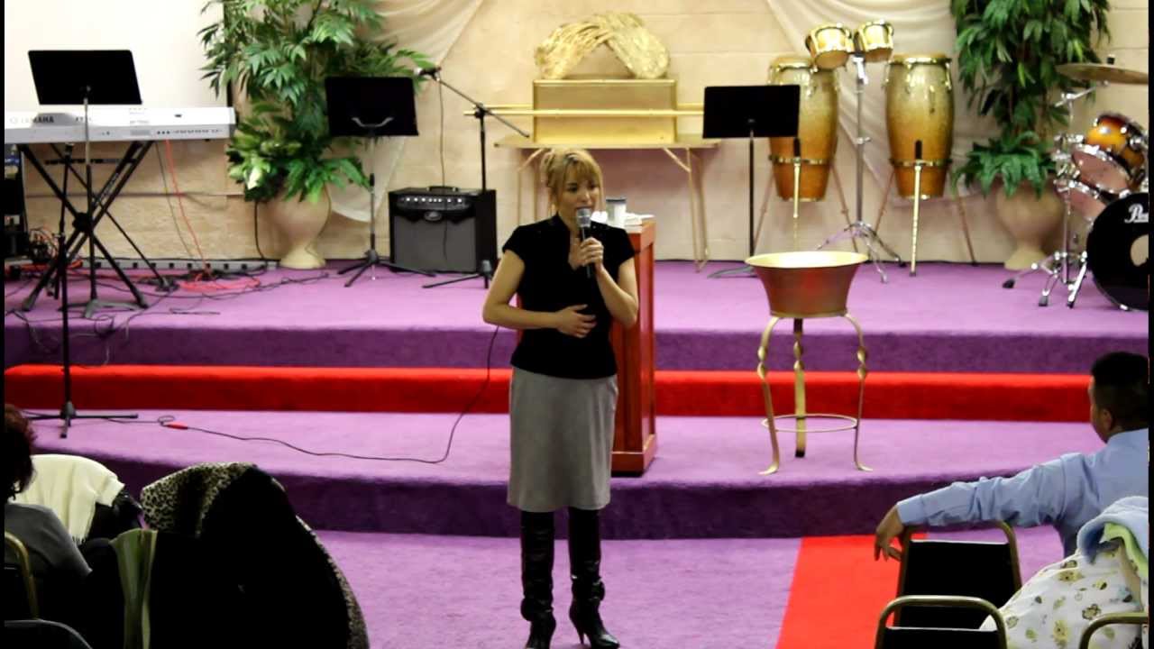 Iglesia del reino con Pastora Maraluz