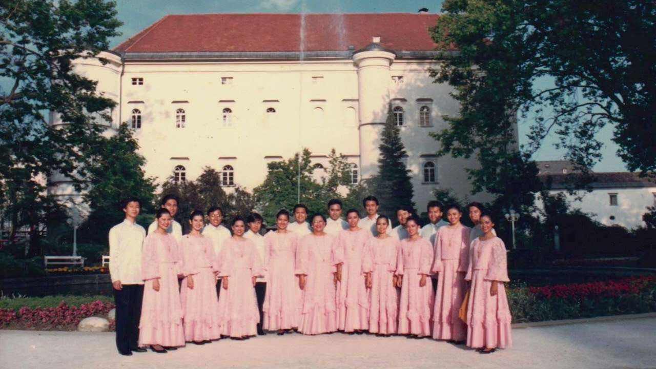 Philippine Madrigal Singers  Batch '89 L'important C'est La Rose