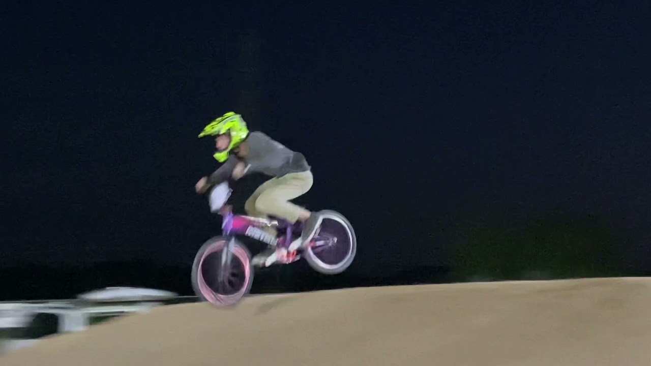 Unity Ride Shop owner Randy&rsquo;s smokin&rsquo; return to BMX racing 20 years later!