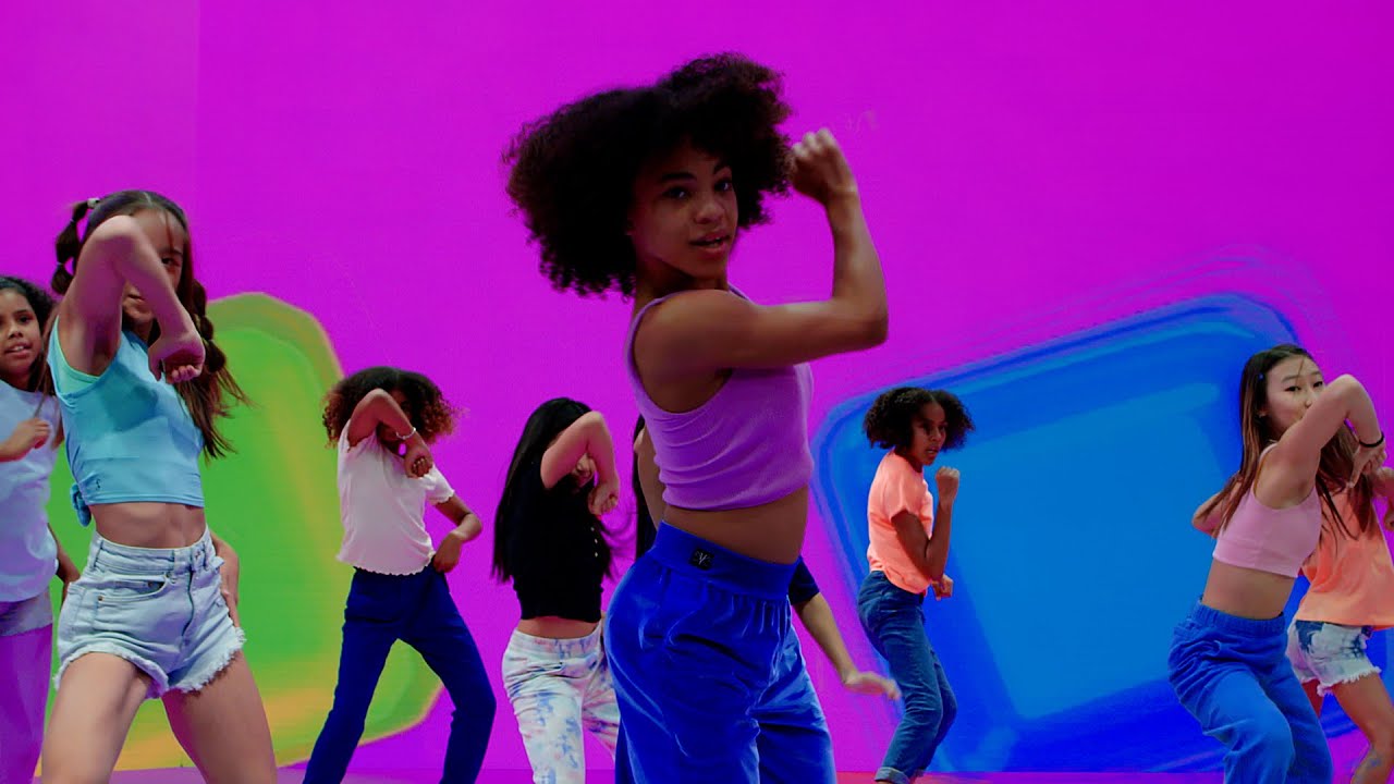 Vivo Soundtrack - My Own Drum (Remix) [Ynairaly Simo with Missy Elliott] (Official Music Video)