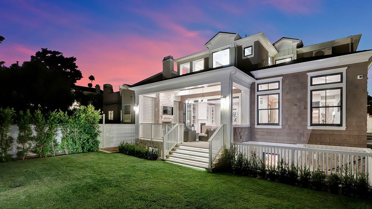 1246 10th Street, Manhattan Beach presented by Bryn Stroyke of Stroyke Properties Group