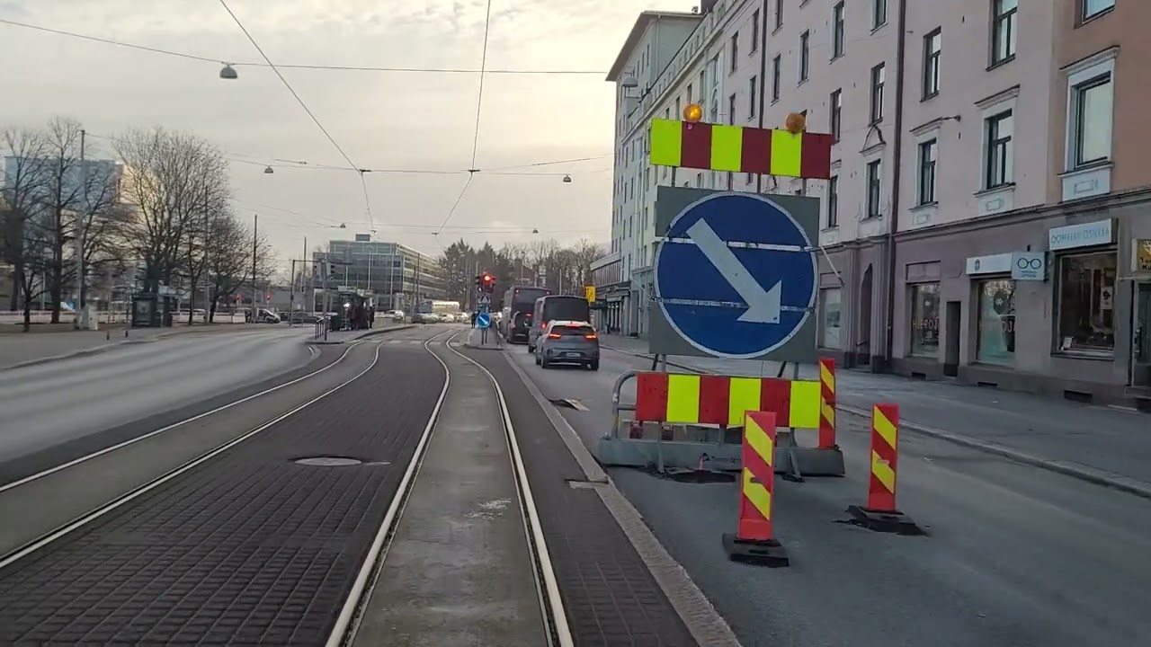 Helsingin raitiolinja 10 Pikku Huopalahti-Kirurgi-Pikku Huopalahti. Helsinki tramline 10 @hslhrt
