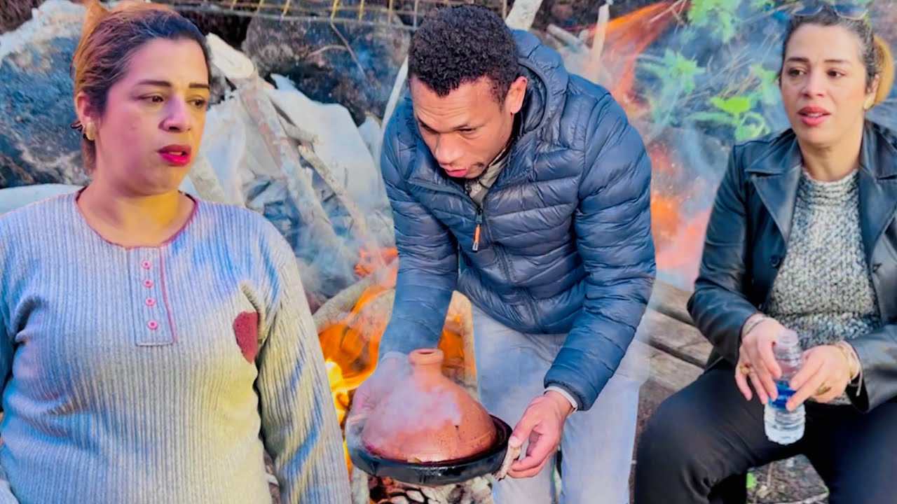 valogمشينا الغابة أجواء واعرة طيبت ليهم الطاجين صهيب حرق إيدو وتفرجنا فالماتش 🇲🇦
