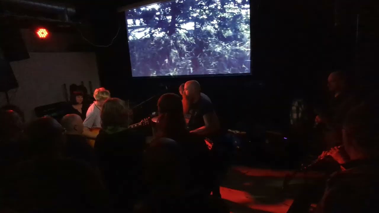 The Declining Winter 'I Remember' live at The Old Hairdresser's, Glasgow.
