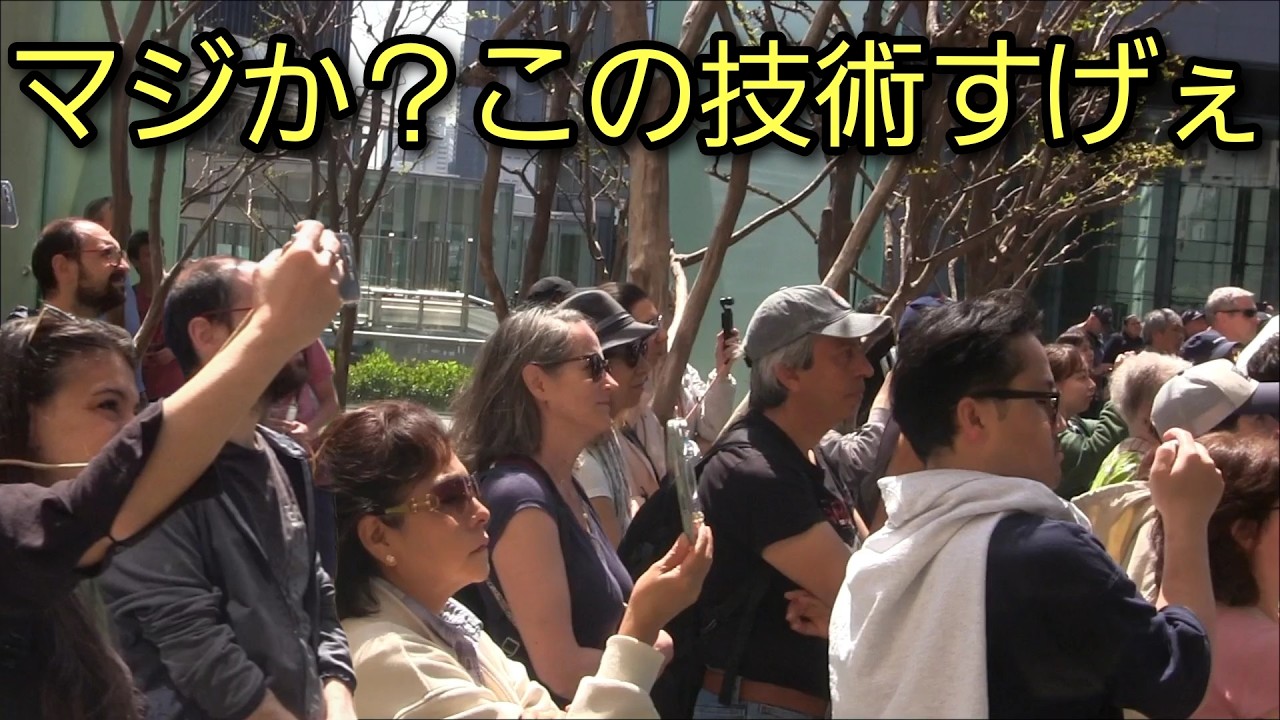 マジか！この技術すげぇ！世界最大級のからくり時計が動き出す様をみて外国人観光客が唖然となる