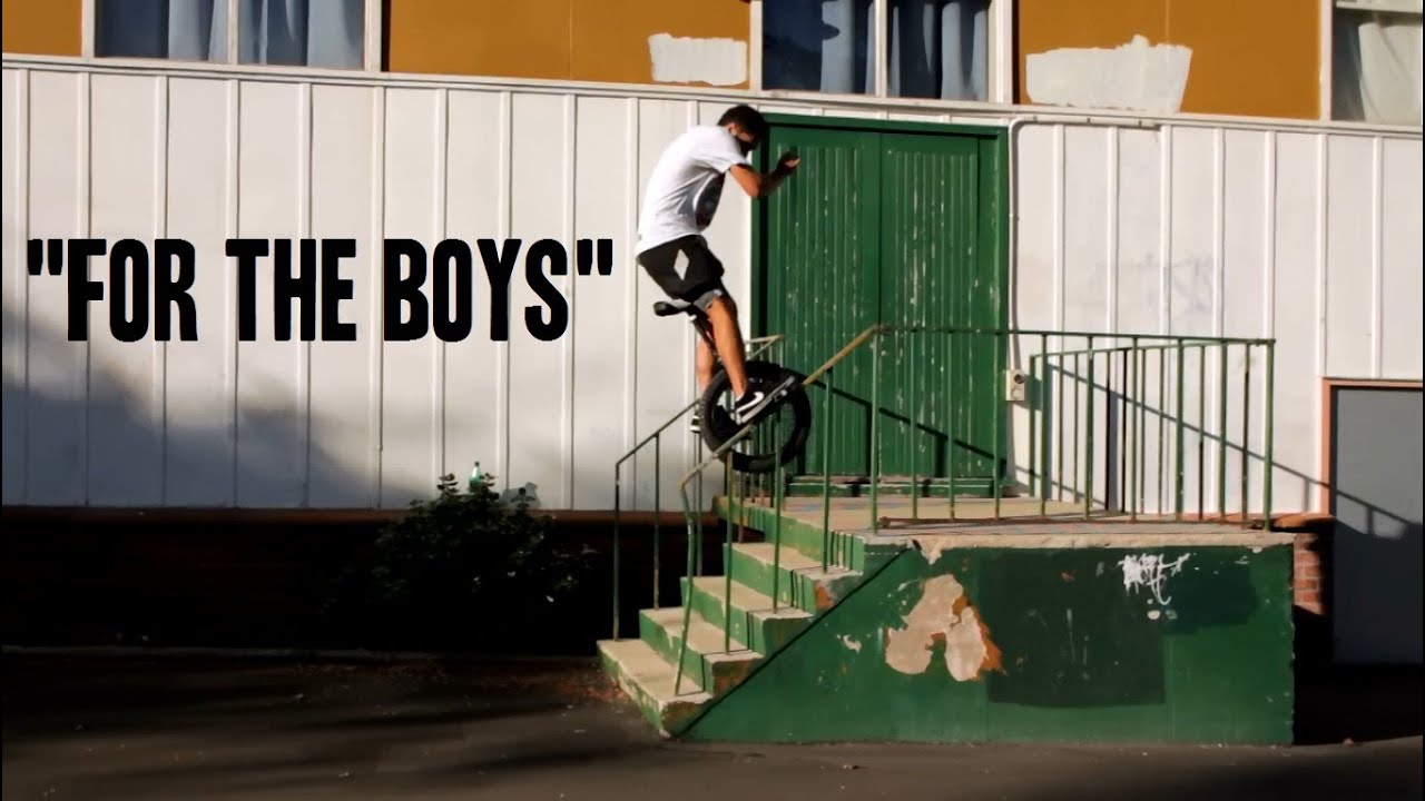 EXTREME UNICYCLE TRICKS #2 - Street Unicycling - Chris Huriwai