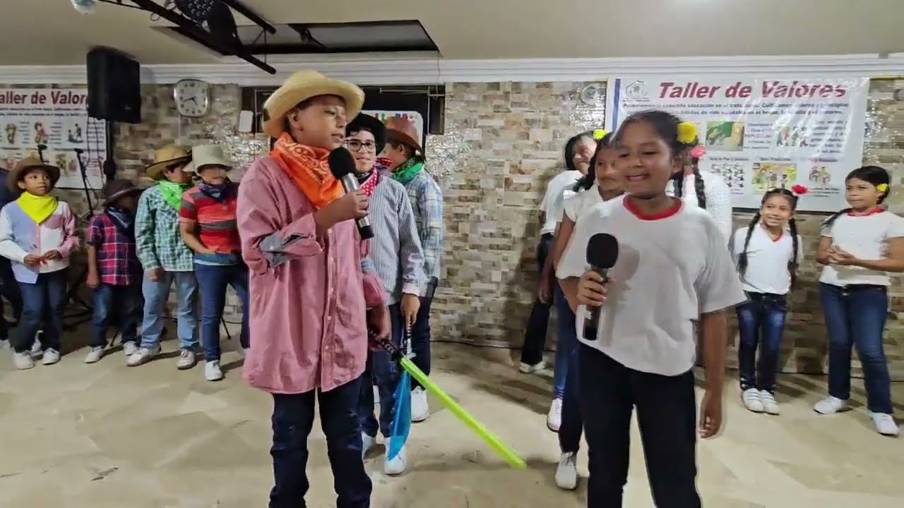 Amorfinos día del Padre 2024 con nuestros “Soldaditos de Jesús” del Taller