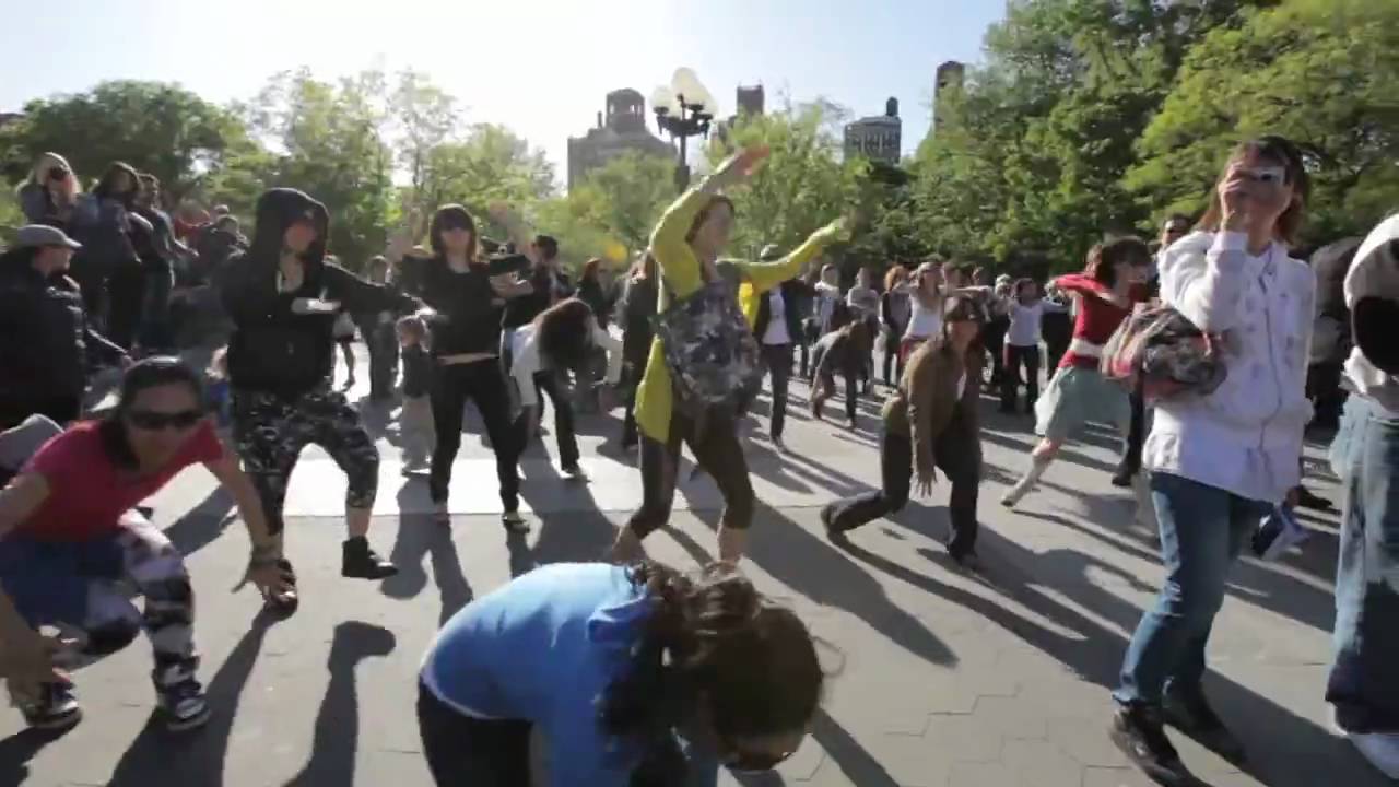 Washington Square Park Flash Mob Birthday Surprise 