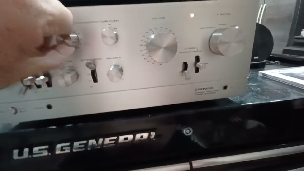 VINTAGE PIONEER SA-9500 STEREO AMPLIFIER