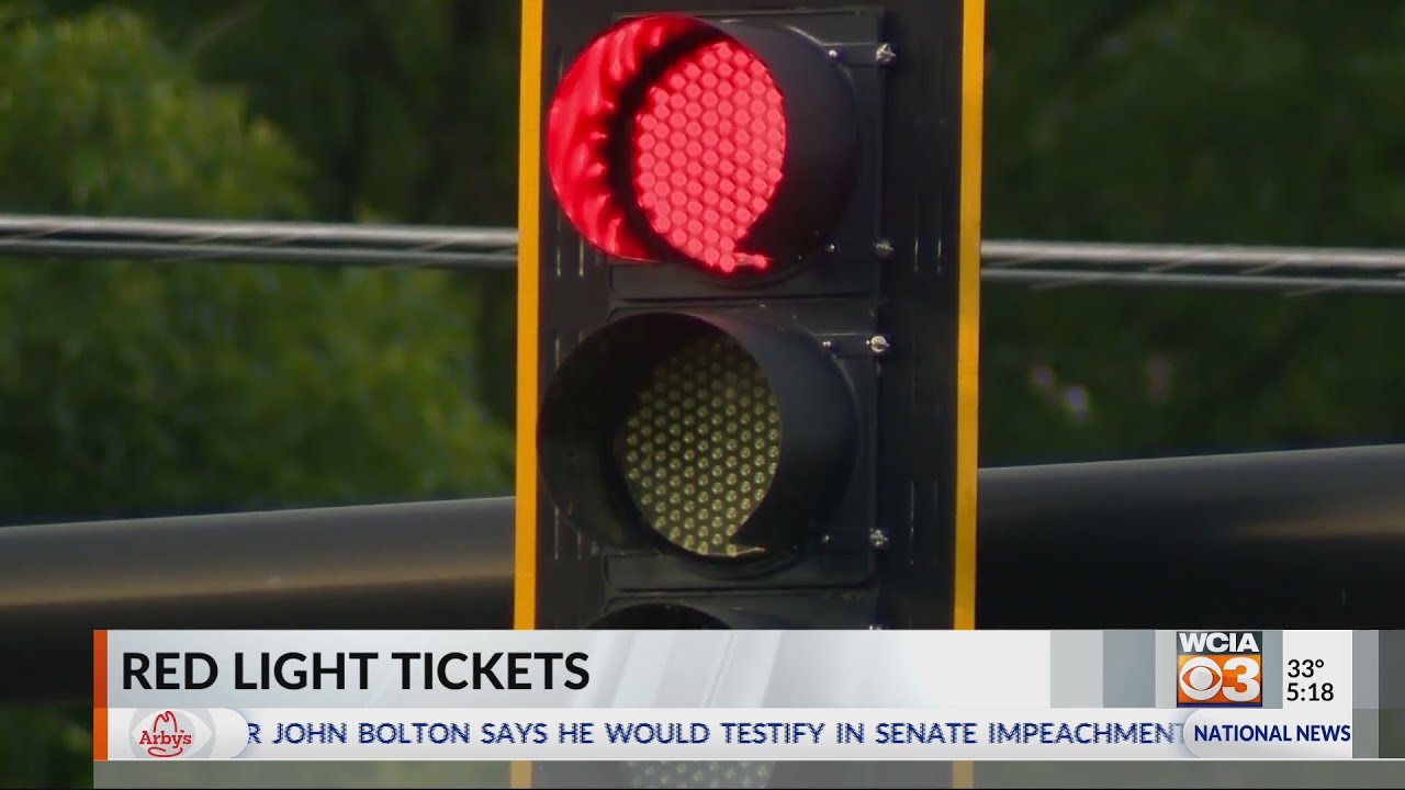 Illinois to stop collecting unpaid red light camera fines