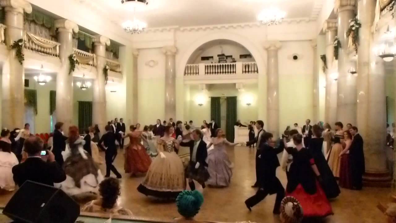 Dancing the Russian Mazurka Quadrille in Moscow!