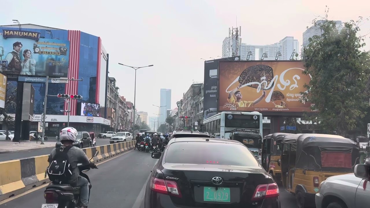 Trip 47- មហាវិថី​កម្ពុជា​ក្រោម​ ស្តុប​ទឹកល្អក់​ទៅដល់ផ្សារធំថ្មី