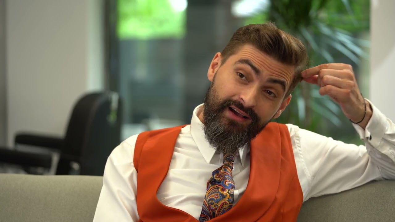 Când frizerul tău devine prea figurant
