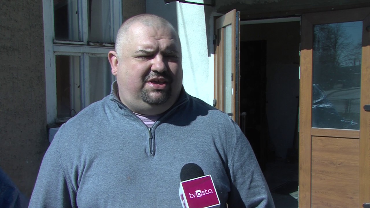 Złotów/Zakrzewo/Głomsk: budynek po szkole dla Arki Noego