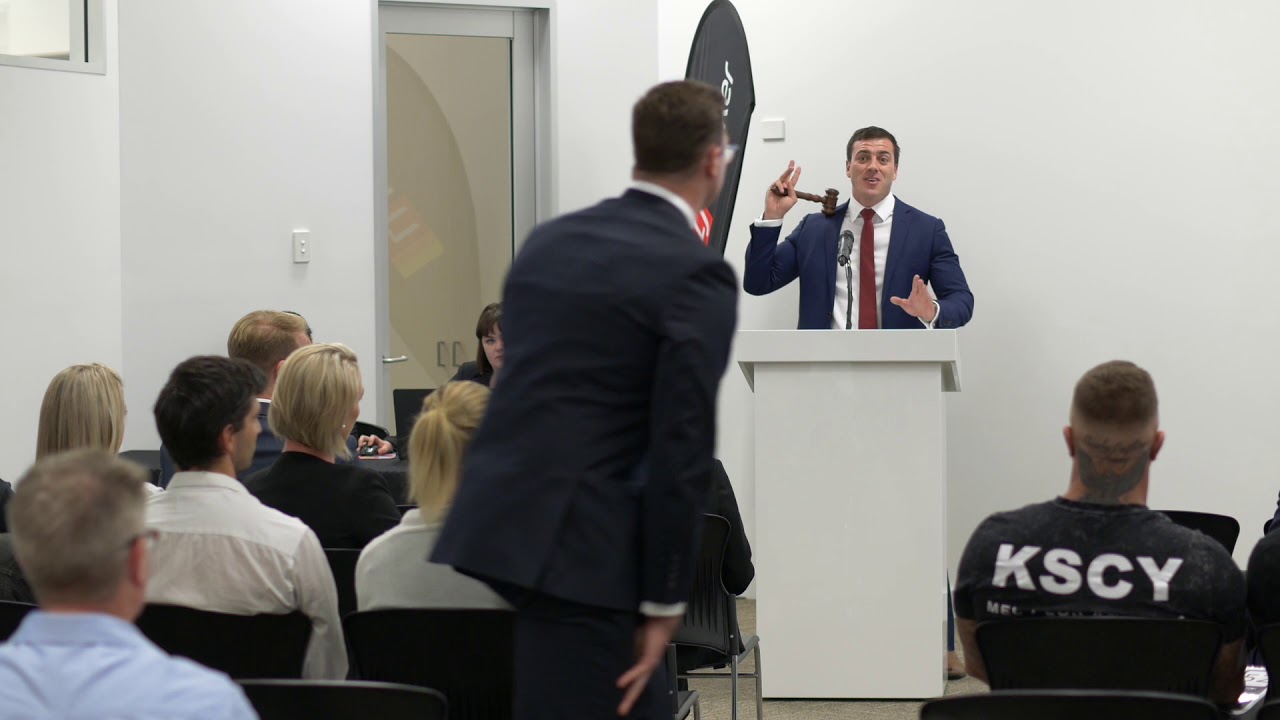 Scerri Auctions - In Room Auctions Video