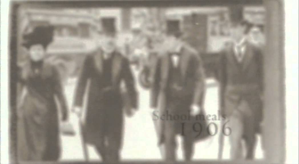 Liberal Reforms - Edwardian Britain: A History in Photographs / 03