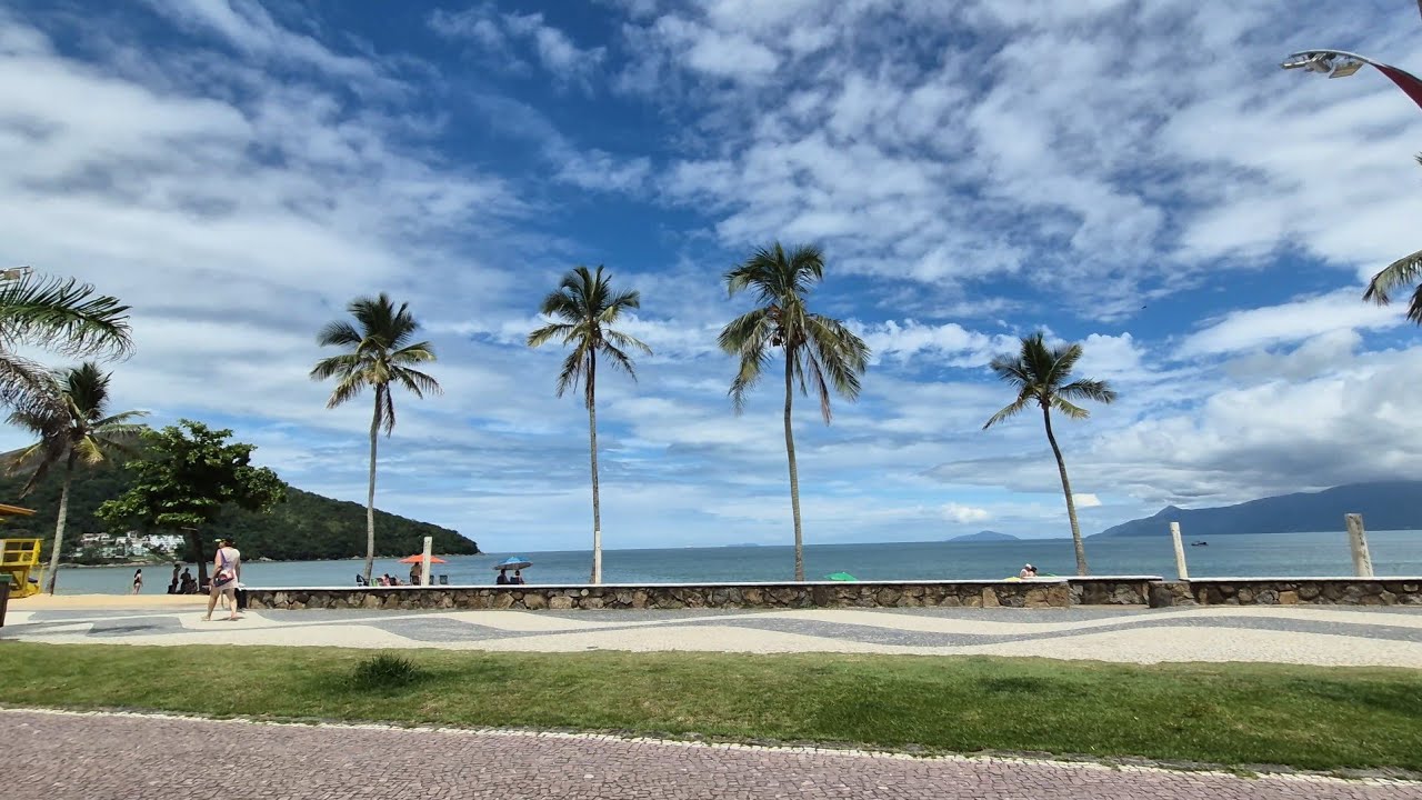 A praia mais famosa de Caraguatatuba 