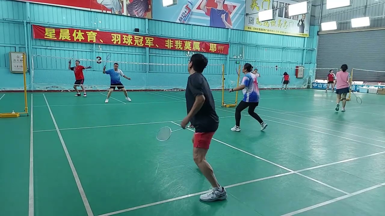 Badminton game, Zhongshan, China 3 3 26 6