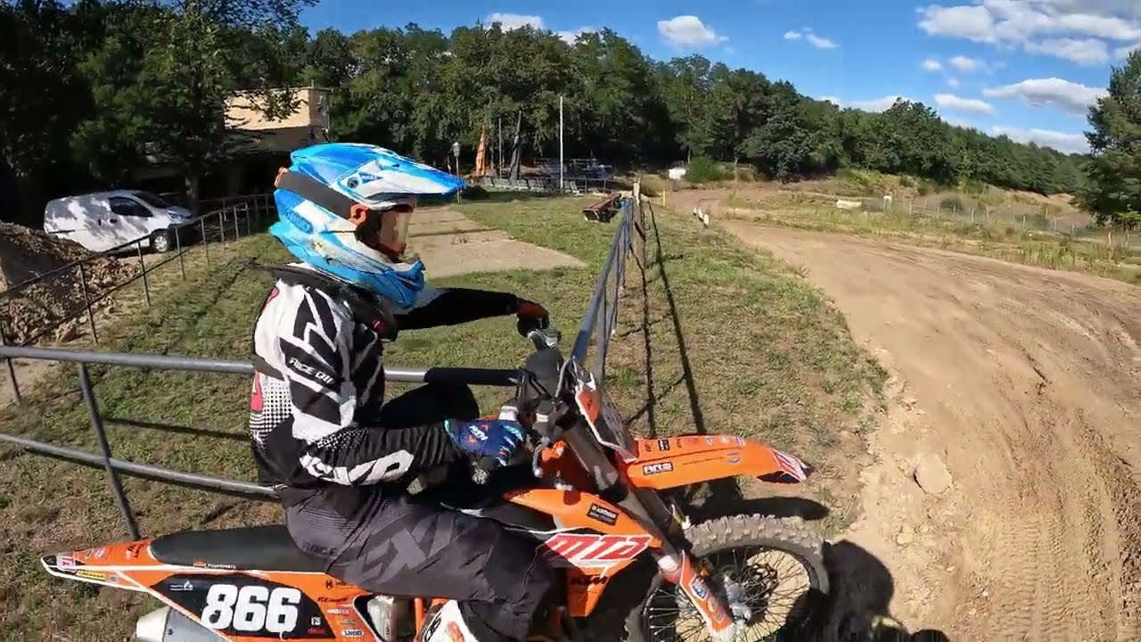 Wieder auf der MX Strecke