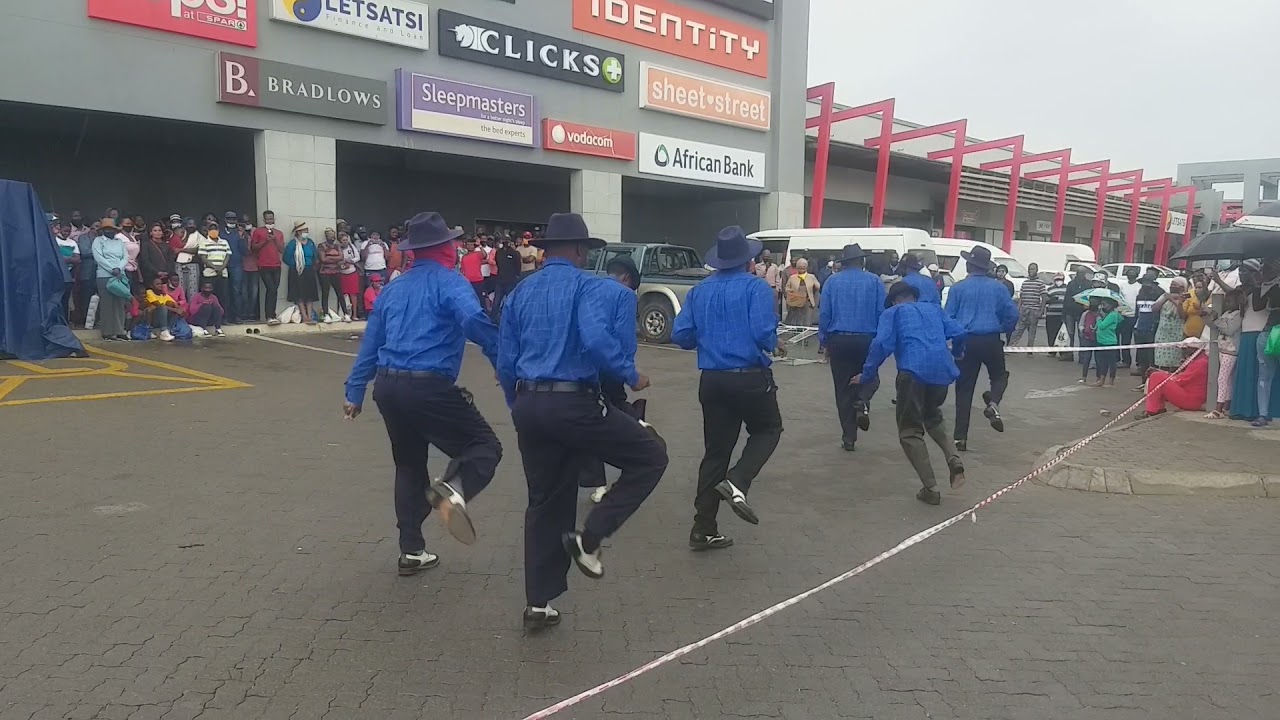 (DKN)DIKWANKWETLA