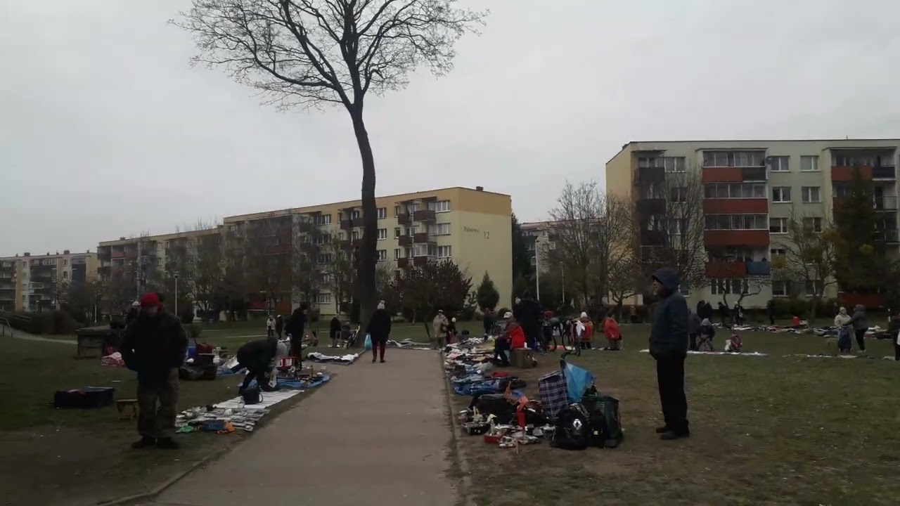Ryneczek ul. Gajowa Białystok ludzie chcą sprzedawać, kupować, nie mają warunk&oacute;w gdzie i jak ?