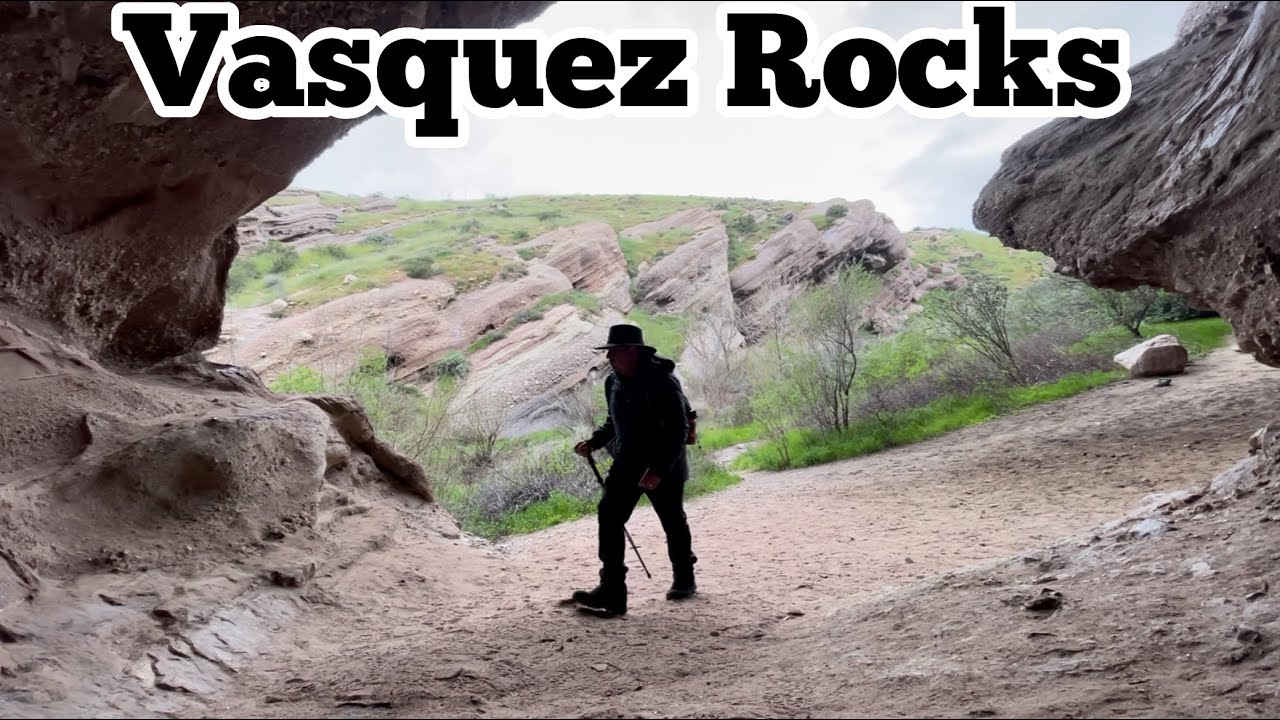Hiking guide to Vazquez Rocks on a rainy day