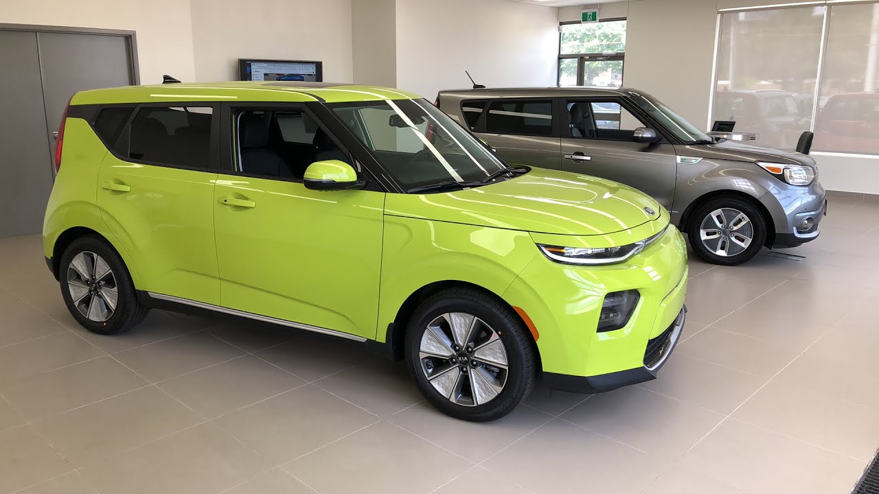 LIVE: 2019 Kia Soul EV vs. 2020 Kia Soul EV. Ask me your questions!